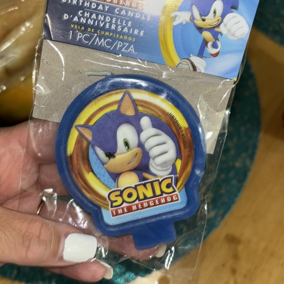 Birthday Candle Sonic The Hedgehog - Picture 3 of 3